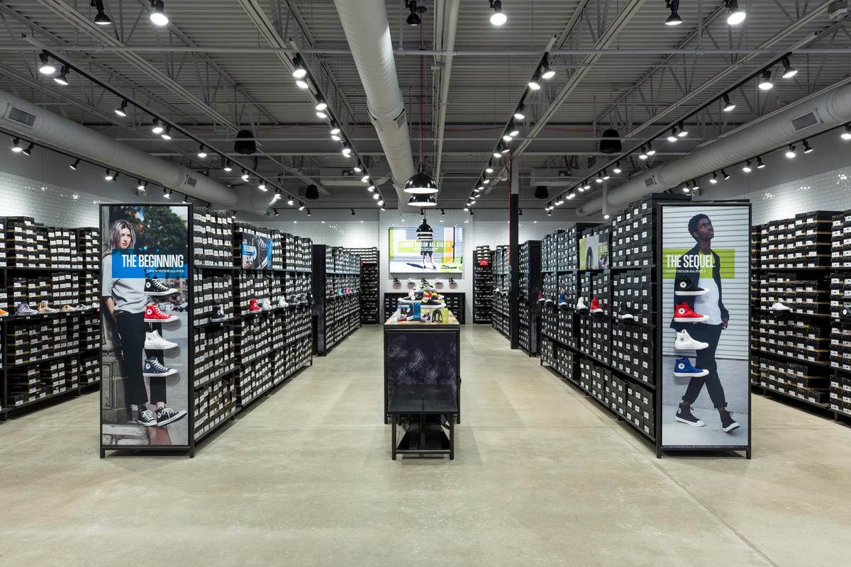 Converse outlet sales vacaville hours